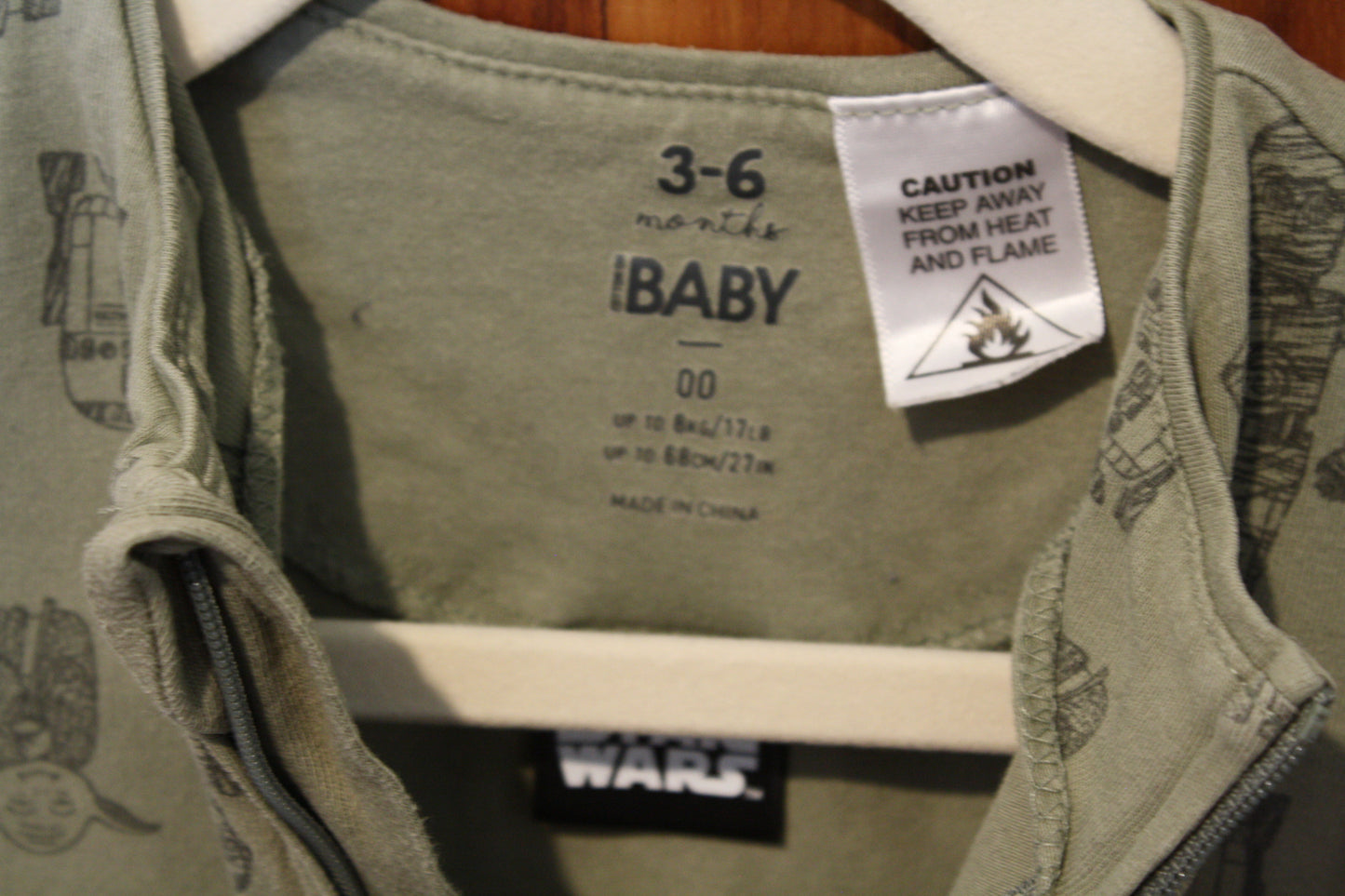 Cotton On Baby Star Wars All-in-One – Size 3-6