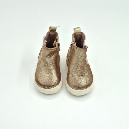 Country Road Gold Boots - Size EU18