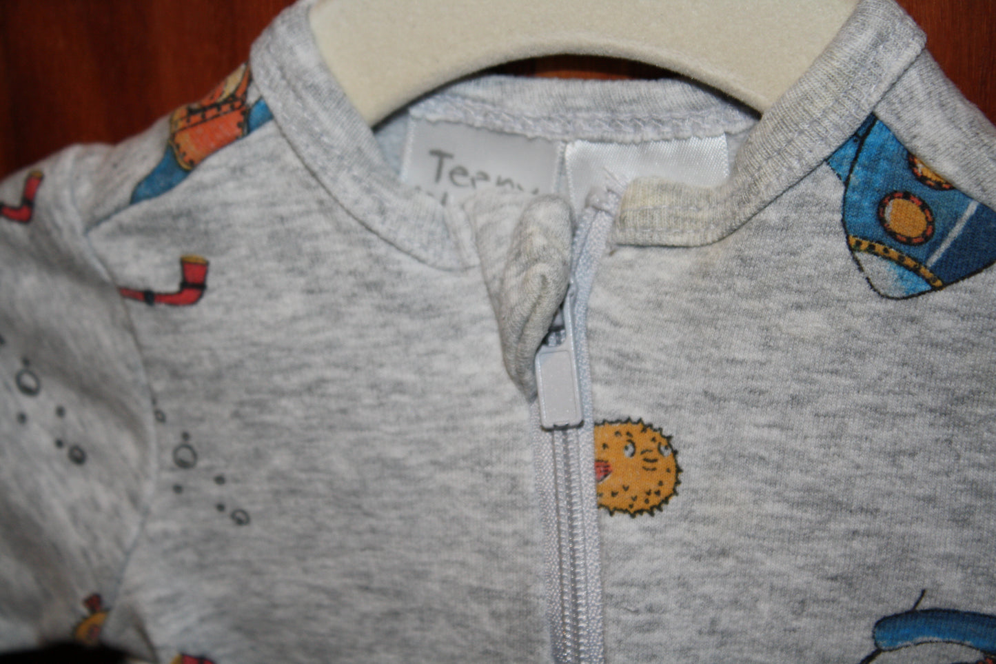 Teeny Weeny Grey Boats/Submarines Bodysuit – Size Prem