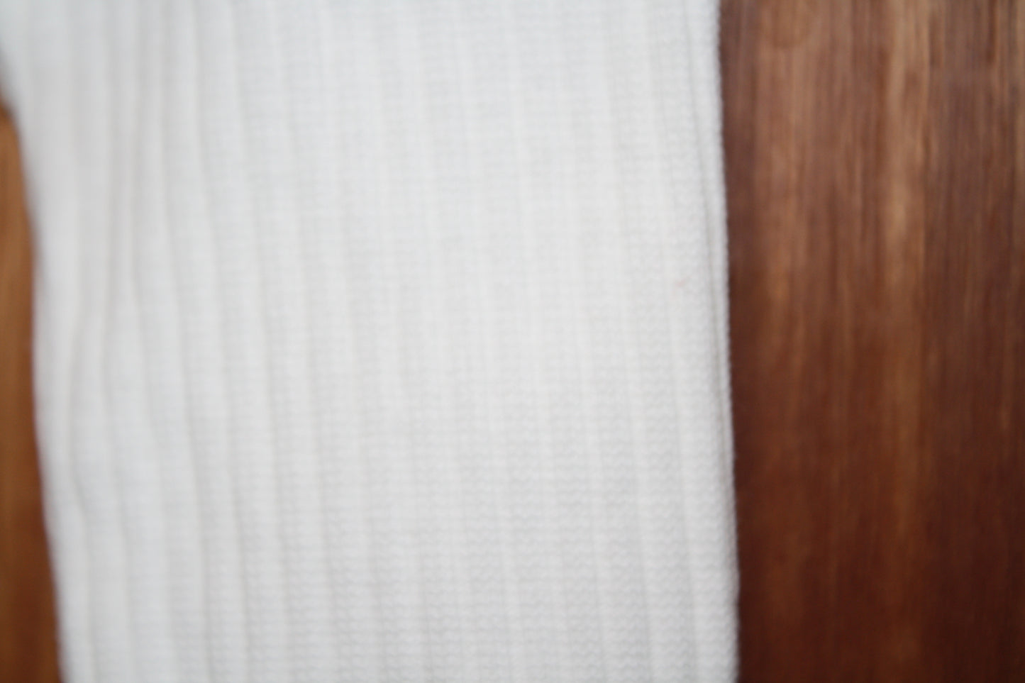 Teeny Weeny White Ribbed Leggings – Size NB