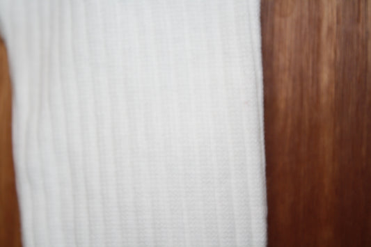 Teeny Weeny White Ribbed Leggings – Size NB