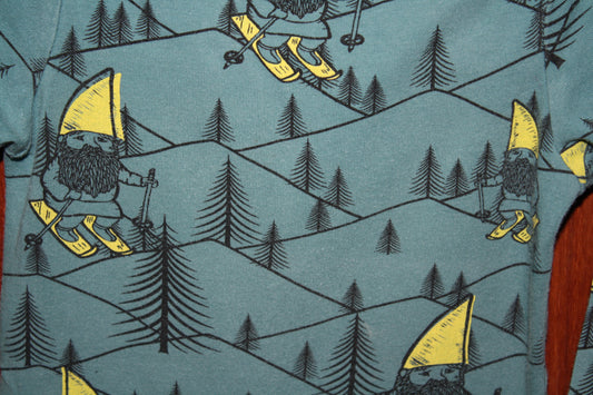 Sooki Baby Green Gnome Skiing Jumpsuit – Size 3-6m